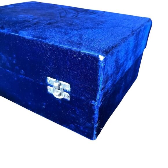 Blue Velvet Jewelry Box - Picture 8 of 8